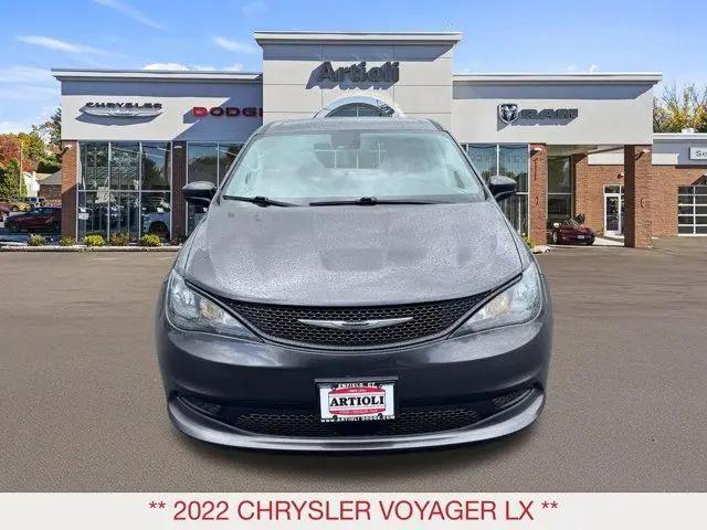 2022 Chrysler Voyager LX