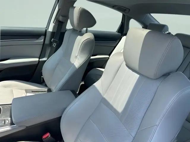 2019 Honda Accord Hybrid Touring