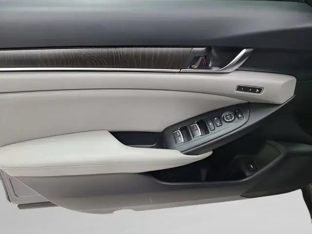 2019 Honda Accord Hybrid Touring