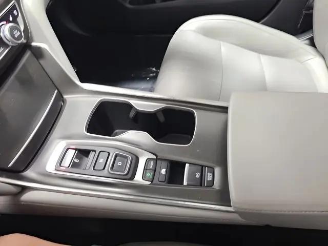 2019 Honda Accord Hybrid Touring