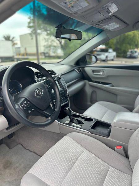 2017 Toyota Camry LE