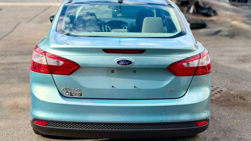 2012 Ford Focus SE