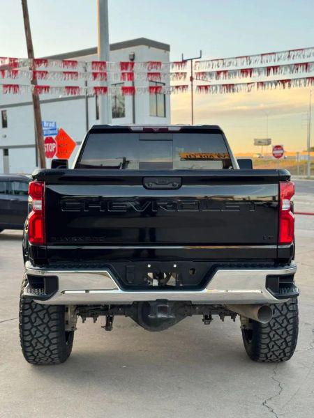 2022 Chevrolet Silverado 2500HD 4WD Crew Cab Standard Bed LTZ
