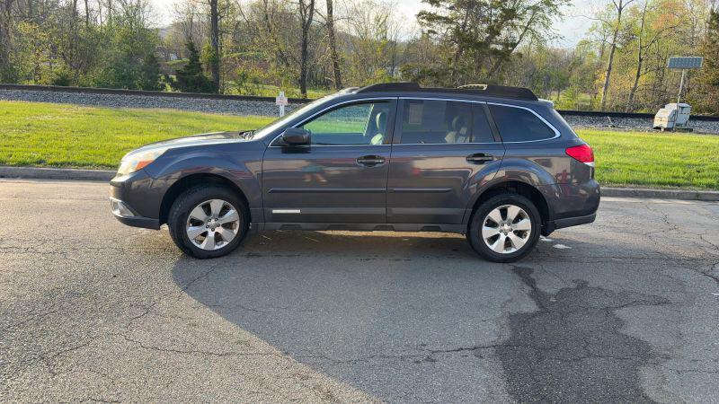 2011 Subaru Outback 2.5i Limited