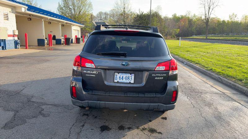 2011 Subaru Outback 2.5i Limited