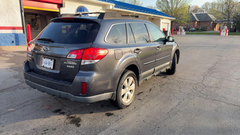 2011 Subaru Outback 2.5i Limited