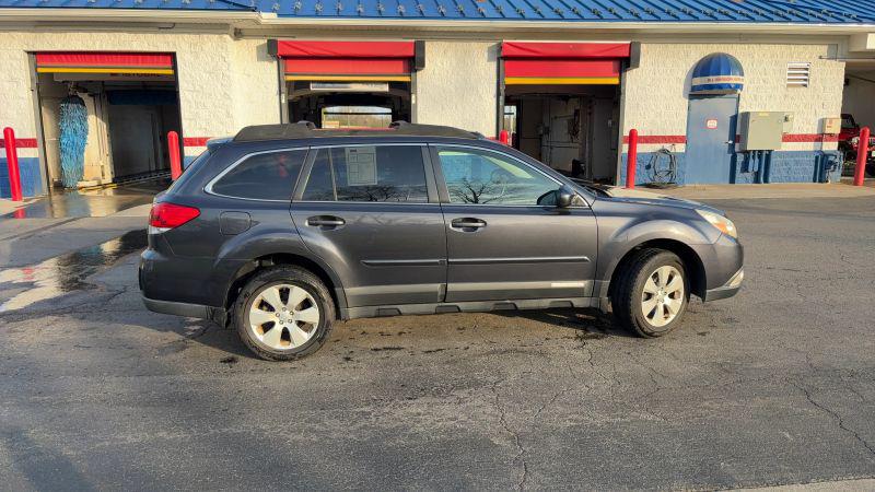 2011 Subaru Outback 2.5i Limited