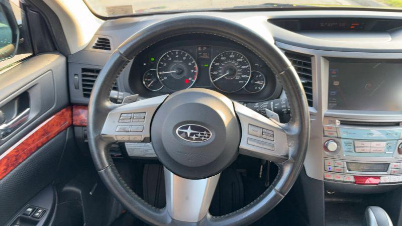 2011 Subaru Outback 2.5i Limited