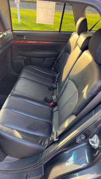 2011 Subaru Outback 2.5i Limited