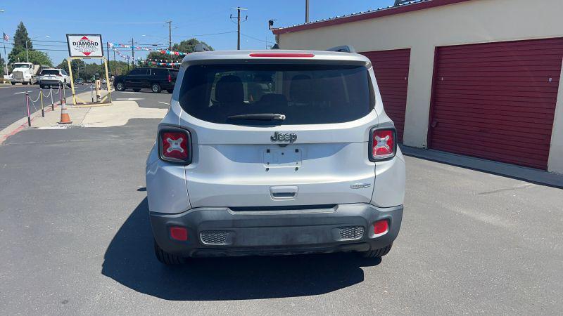 2018 Jeep Renegade Latitude FWD