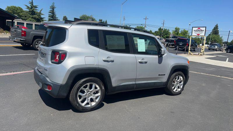 2018 Jeep Renegade Latitude FWD