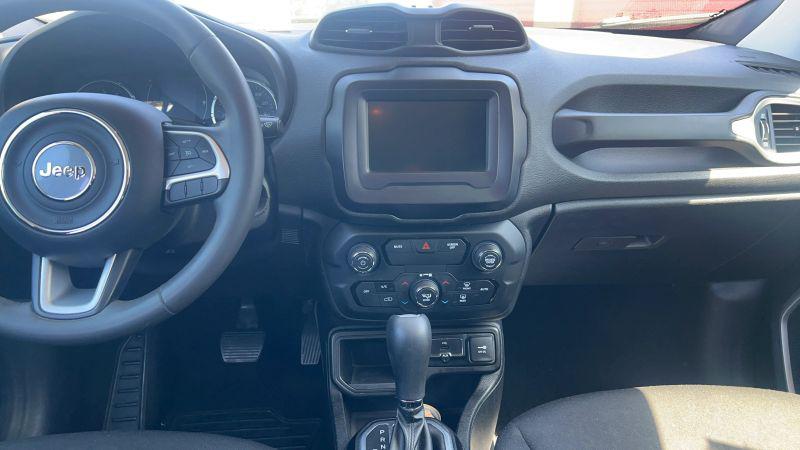 2018 Jeep Renegade Latitude FWD