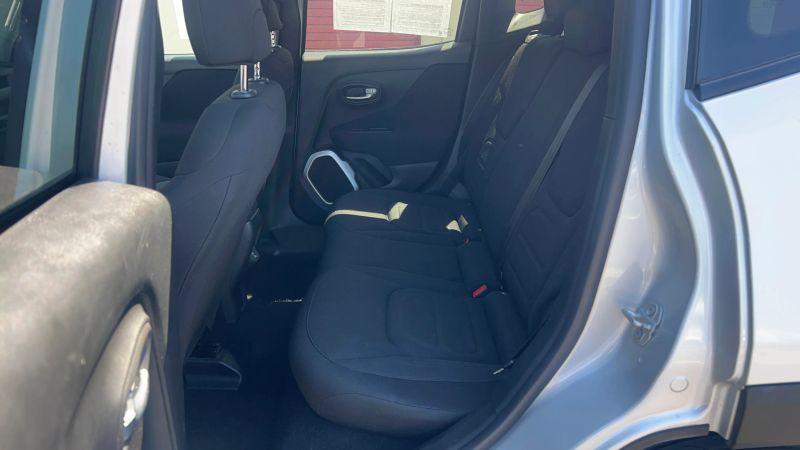 2018 Jeep Renegade Latitude FWD