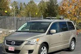 2009 Volkswagen Routan SE for sale in Bath, PA