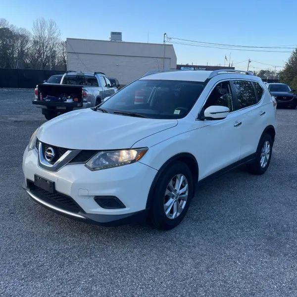 2016 Nissan Rogue SV for sale in Bath, PA