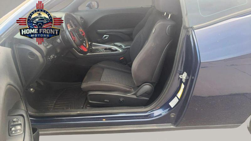 2017 Dodge Challenger SXT