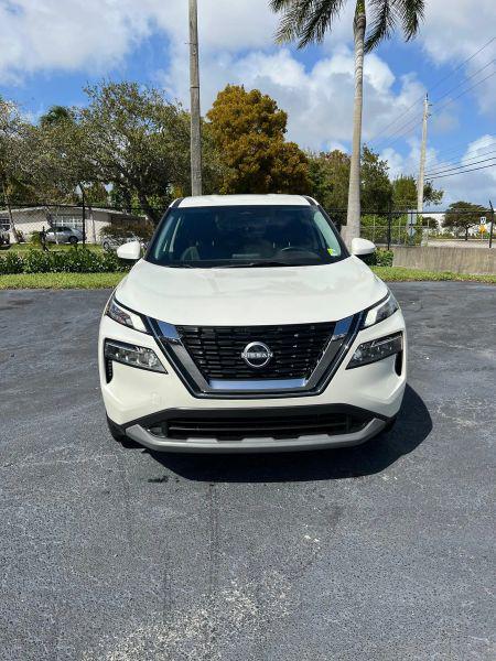 2023 Nissan Rogue SV FWD