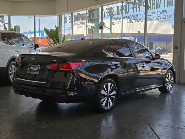 2022 Nissan Altima SV FWD
