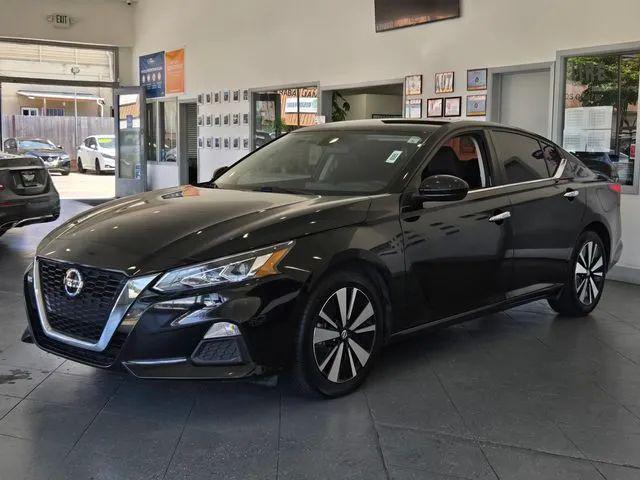 2022 Nissan Altima SV FWD