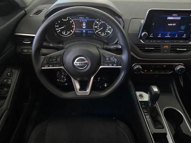 2022 Nissan Altima SV FWD
