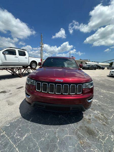 2018 Jeep Grand Cherokee Laredo E 4x2