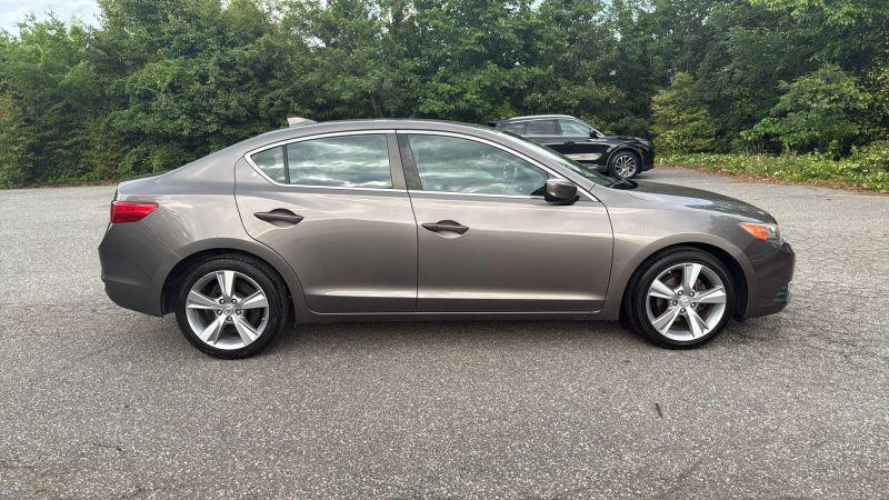 2013 Acura ILX 2.0L