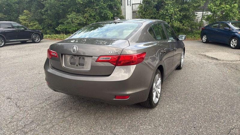 2013 Acura ILX 2.0L