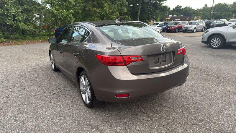 2013 Acura ILX 2.0L