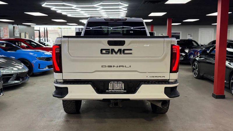 2024 GMC Sierra 2500HD 4WD Crew Cab Long Bed Denali Ultimate