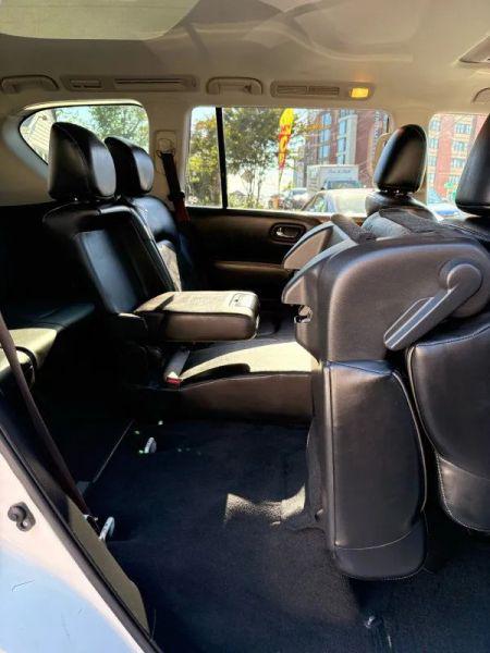 2017 INFINITI QX80 Limited