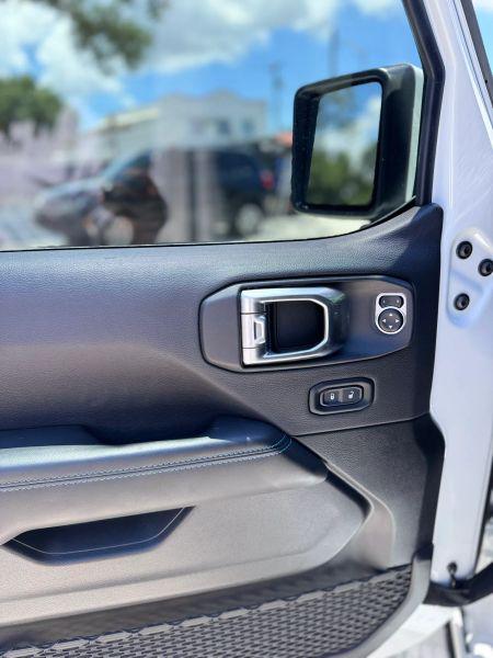 2024 Jeep Wrangler 4xe Summit 4xe