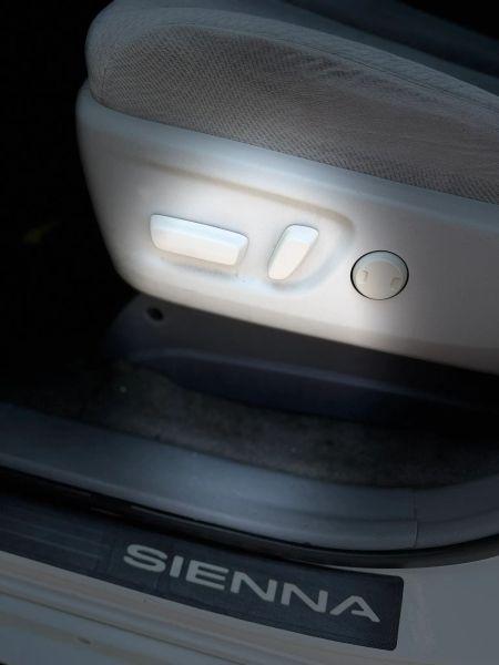 2014 Toyota Sienna LE V6 7 Passenger Mobility