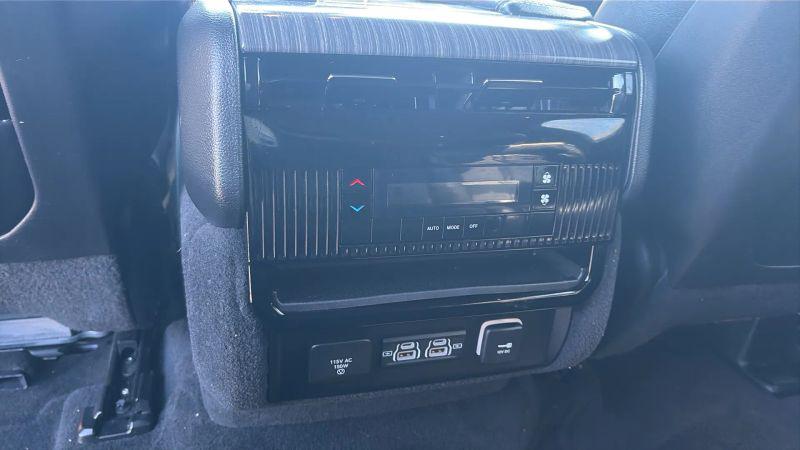 2023 Jeep Wagoneer Series II 4x4