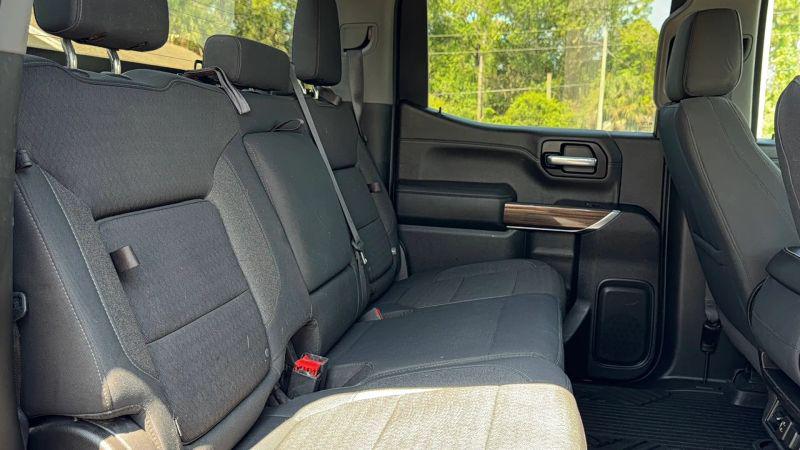 2020 Chevrolet Silverado 1500 4WD Crew Cab Short Bed RST