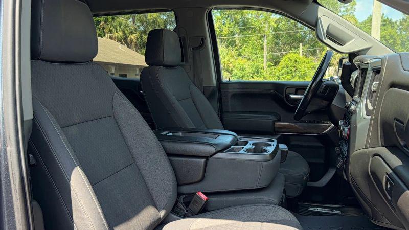 2020 Chevrolet Silverado 1500 4WD Crew Cab Short Bed RST