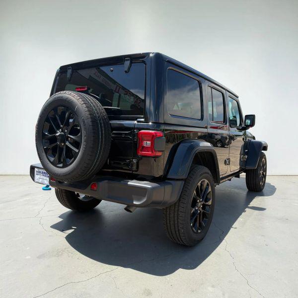 2024 Jeep Wrangler 4xe Sahara 4xe