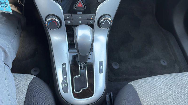 2014 Chevrolet Cruze LS Auto