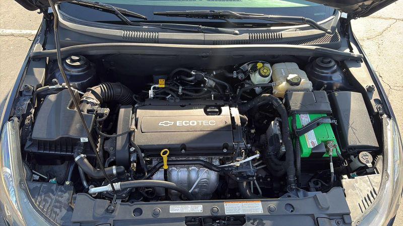 2014 Chevrolet Cruze LS Auto