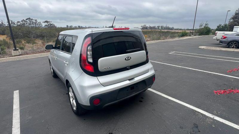 2019 Kia Soul Base