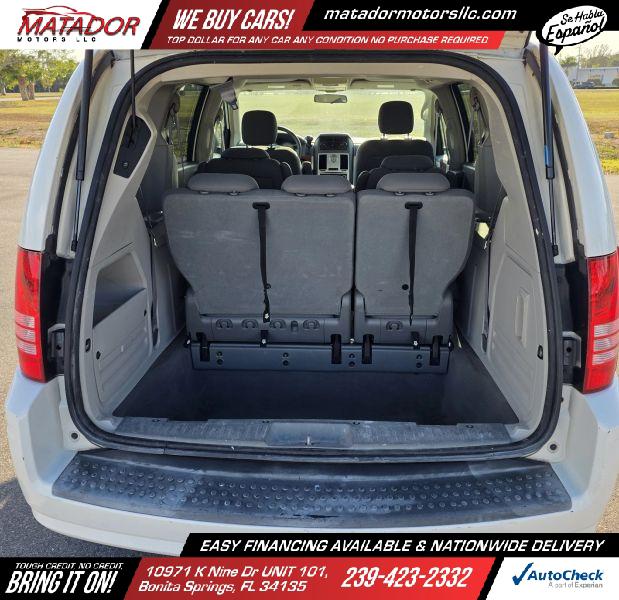 2009 Chrysler Town & Country Touring