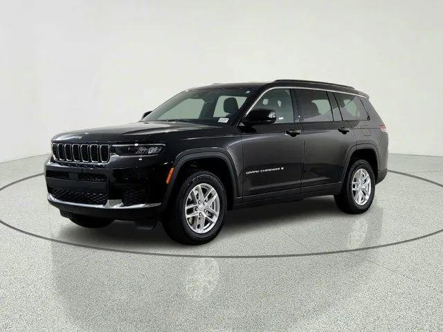 2026 Jeep Grand Cherokee L Laredo 4x4