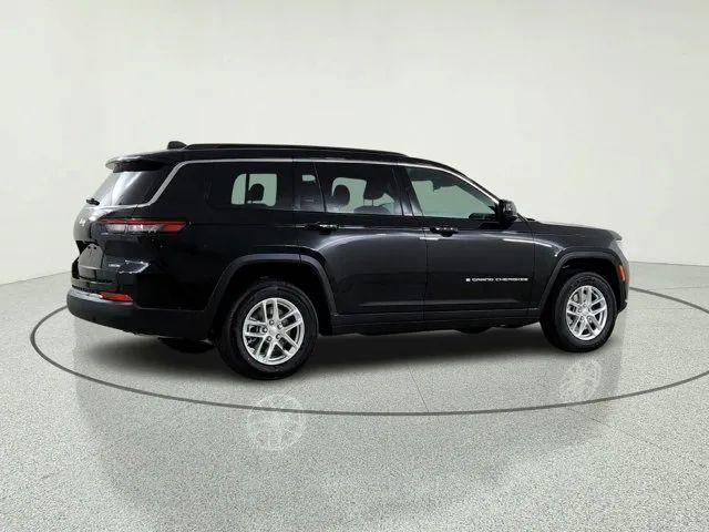 2026 Jeep Grand Cherokee L Laredo 4x4