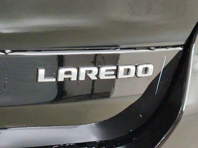2026 Jeep Grand Cherokee L Laredo 4x4