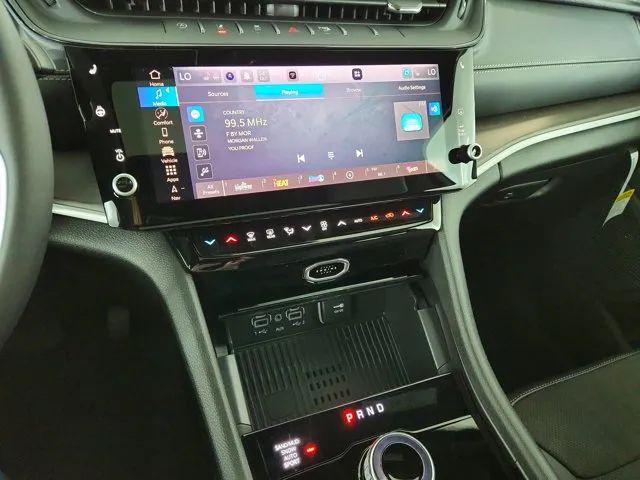 2026 Jeep Grand Cherokee L Altitude 4x4