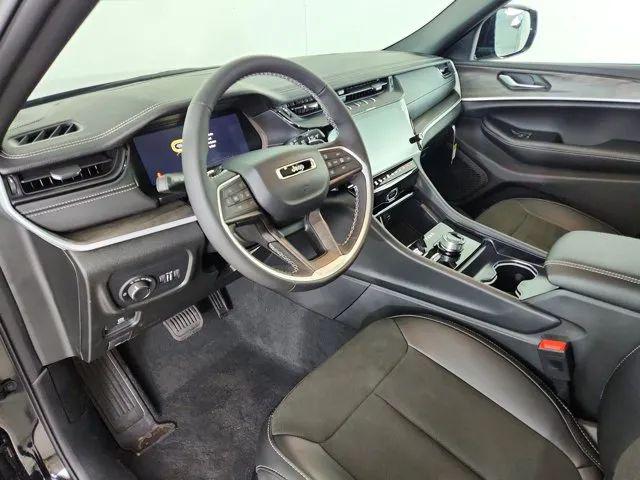 2026 Jeep Grand Cherokee L Altitude 4x4