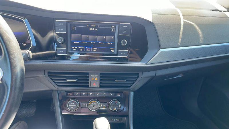 2023 Volkswagen Jetta 1.5T SE