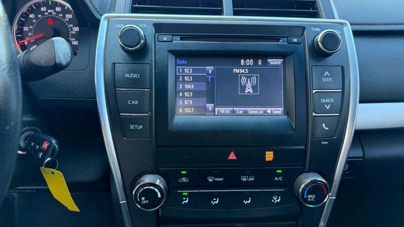2016 Toyota Camry SE