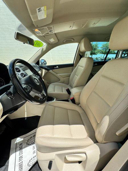 2012 Volkswagen Tiguan SE