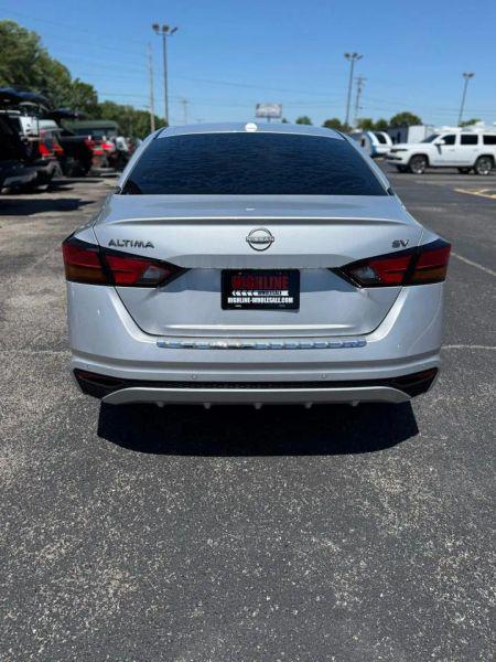 2023 Nissan Altima SV FWD