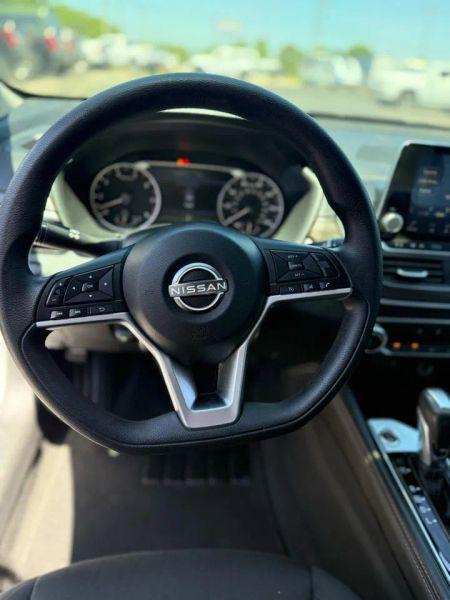 2023 Nissan Altima SV FWD